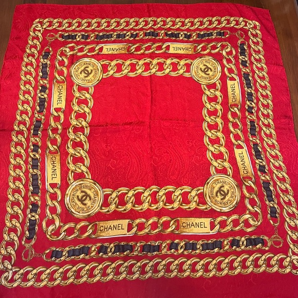 Chanel 31 Rue Cambon Paris Chain Link Silk Scarf - Picture 8 of 10